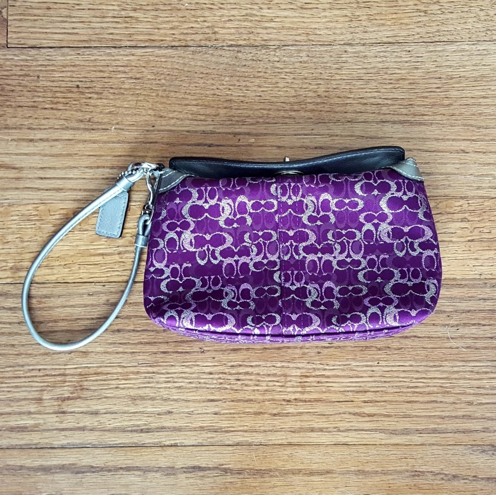 Coach Signature Series Metallic Wristlet